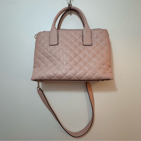 Guess Purse - Picture 4 of 4